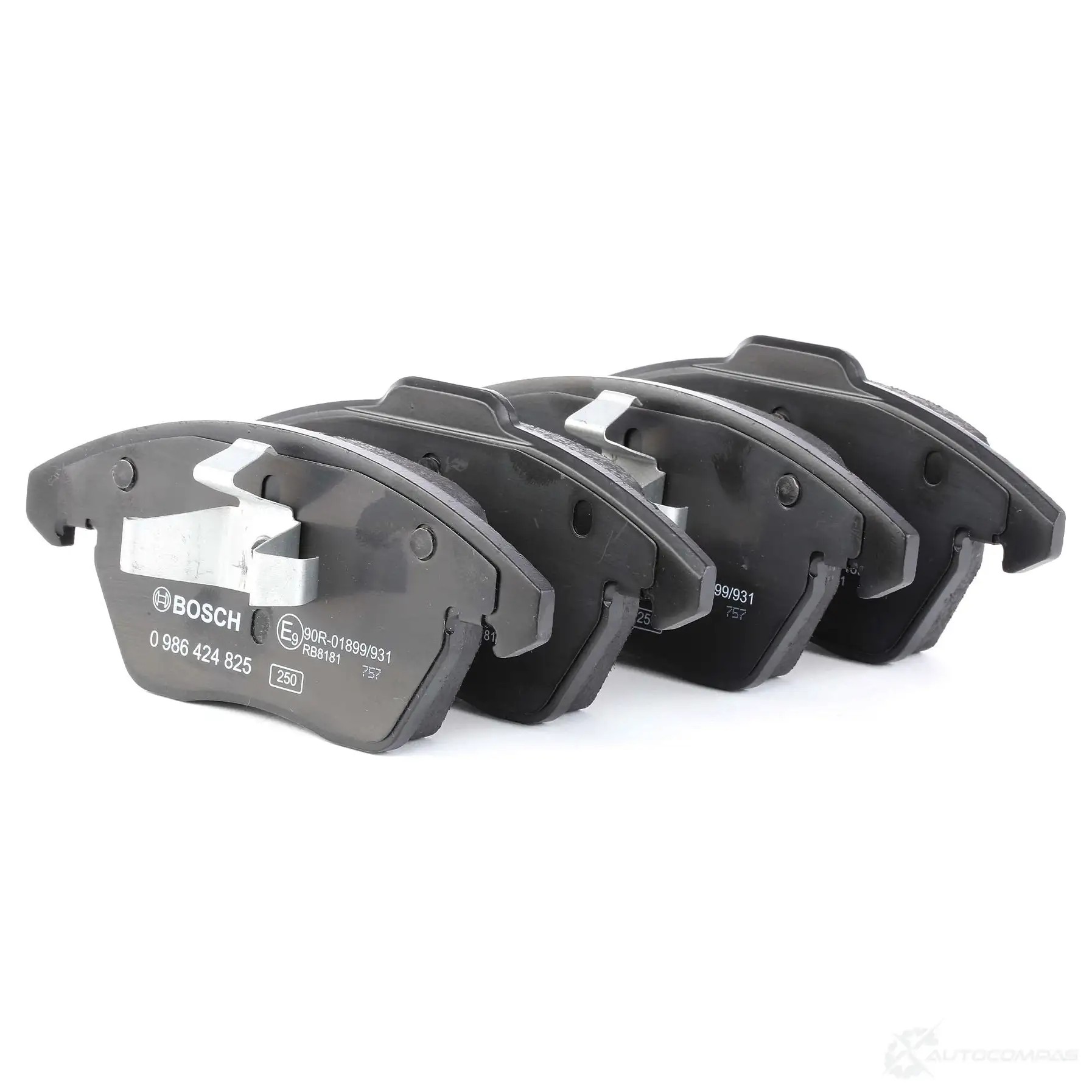 Тормозные колодки, комплект BOSCH 23589 8212D110; 8686D110; 8212D131 336492 0986424825